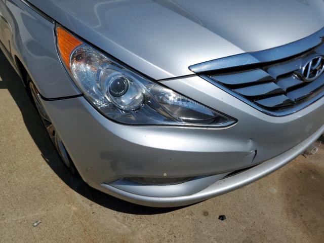 Photo 9 from auction – 2013 HYUNDAI SONATA SE with VIN 5NPEC4AB9DH554876