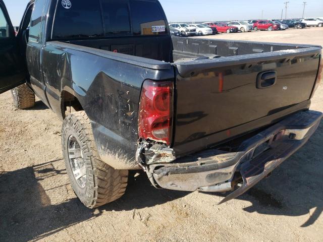 Photo 9 from auction – 2005 CHEVROLET SILVERADO with VIN 2GCEC19V551110099