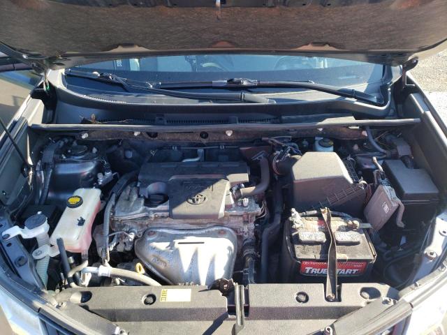 Photo 7 from auction – 2013 TOYOTA RAV4 XLE with VIN JTMRFREV4D5008576