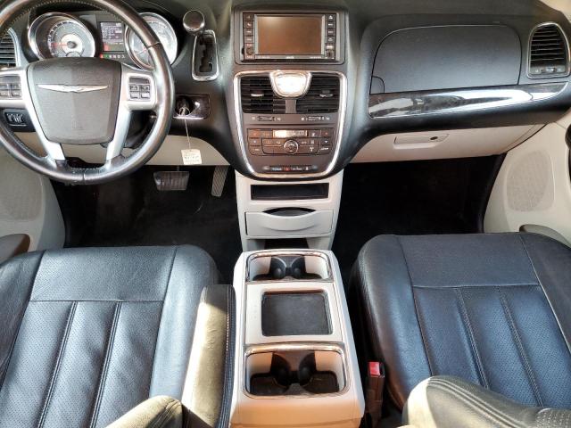 Photo 5 from auction – 2011 CHRYSLER TOWN & COU with VIN 2A4RR5DG5BR638295