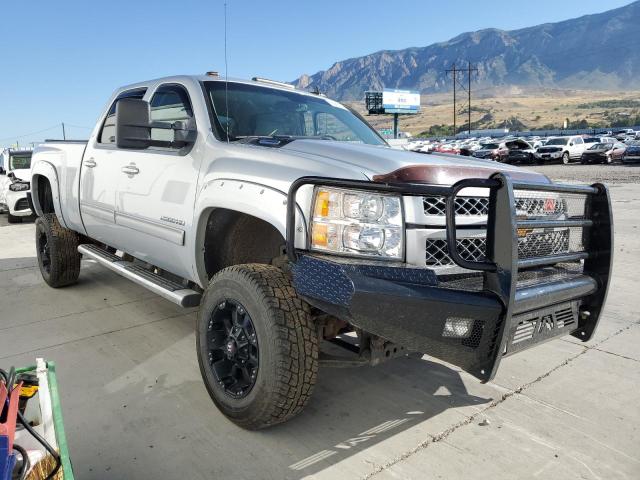 CHEVROLET SILVERADO 2014 with VIN 1GC1KYC86EF185917 - Photo from auction