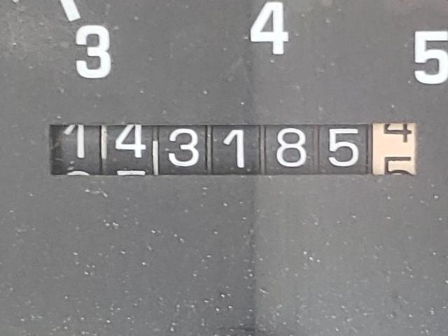 Photo 8 from auction – 1993 CHEVROLET GMT-400 C1 with VIN 2GCEC19K4P1229237