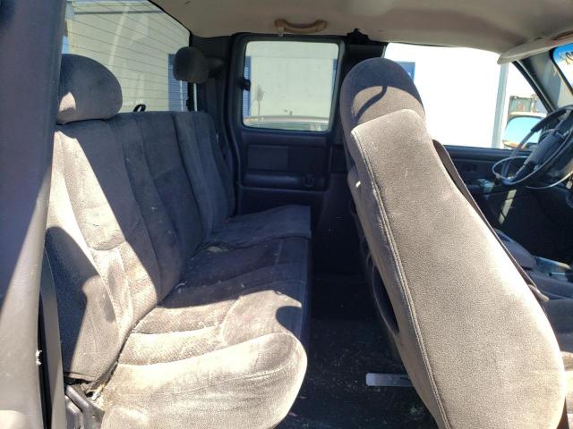 Photo 6 from auction – 2004 CHEVROLET SILVERADO with VIN 2GCEC19TX41351752
