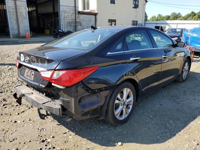 Photo 4 from auction – 2011 HYUNDAI SONATA SE with VIN 5NPEC4AC5BH138720
