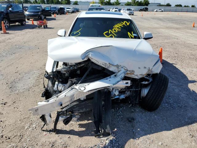 Photo 9 from auction – 2017 BMW 330 I with VIN WBA8B9G53HNU50787
