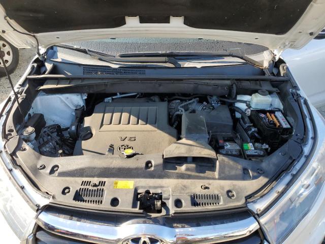 Photo 7 from auction – 2015 TOYOTA HIGHLANDER with VIN 5TDJKRFHXFS146220