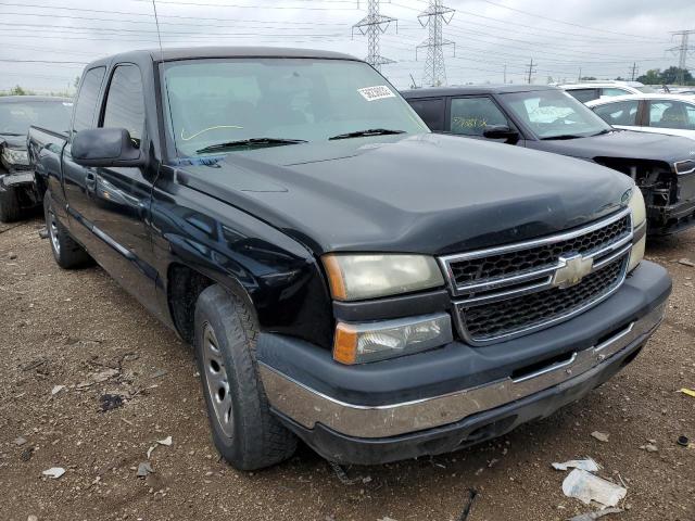 CHEVROLET SILVERADO 2006 with VIN 1GCEC19Z16Z130636 - Photo from auction