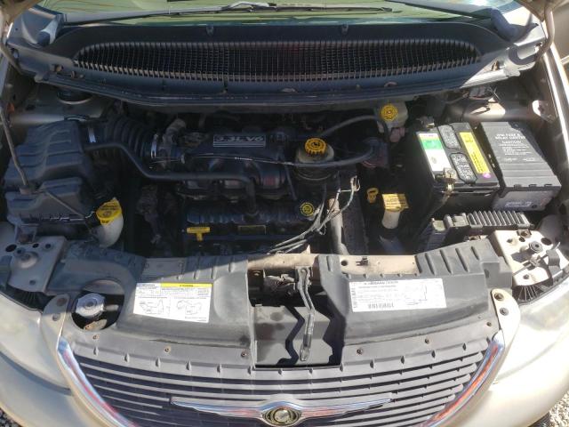 Photo 7 from auction – 2002 CHRYSLER TOWN & COU with VIN 2C4GP44362R752803
