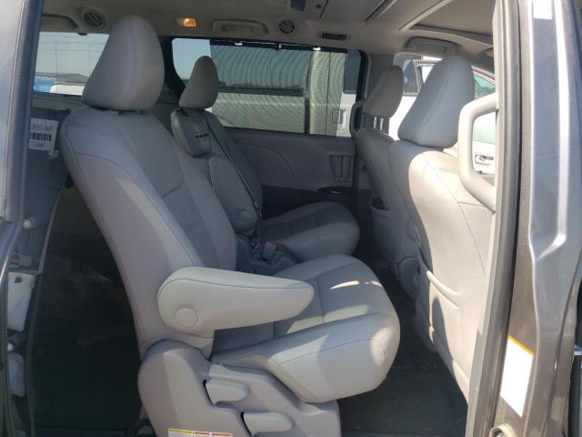 Photo 6 from auction – 2017 TOYOTA SIENNA XLE with VIN 5TDYZ3DC8HS854516
