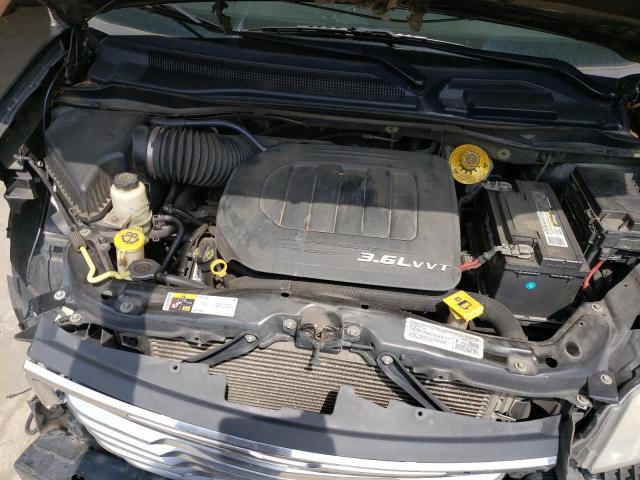 Photo 7 from auction – 2014 CHRYSLER TOWN & COU with VIN 2C4RC1BG7ER364573