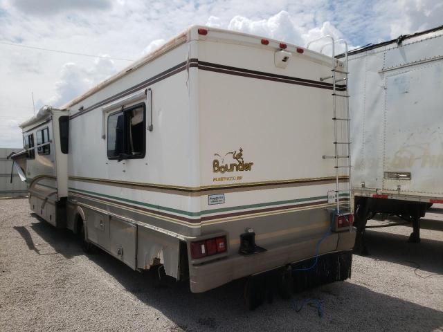 Photo 3 from auction – 2000 FLEETWOOD BOUNDER with VIN 3FCNF53S0YJA02727