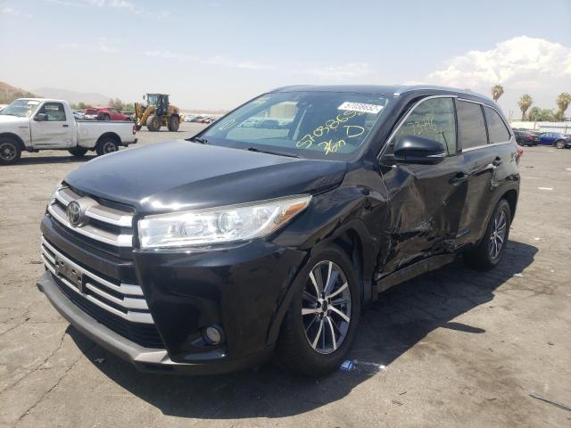 Photo 2 from auction – 2017 TOYOTA HIGHLANDER with VIN 5TDKZRFH9HS525311
