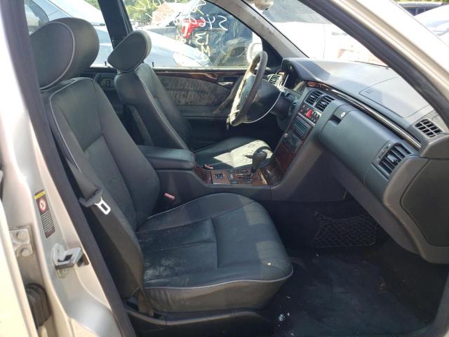Photo 5 from auction – 2000 MERCEDES-BENZ E 320 with VIN WDBJF65J2YA995070