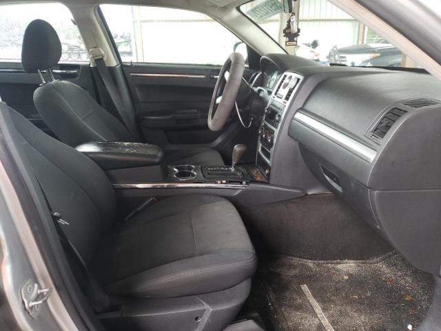 Photo 5 from auction – 2010 CHRYSLER 300 TOURIN with VIN 2C3CA4CD5AH134150