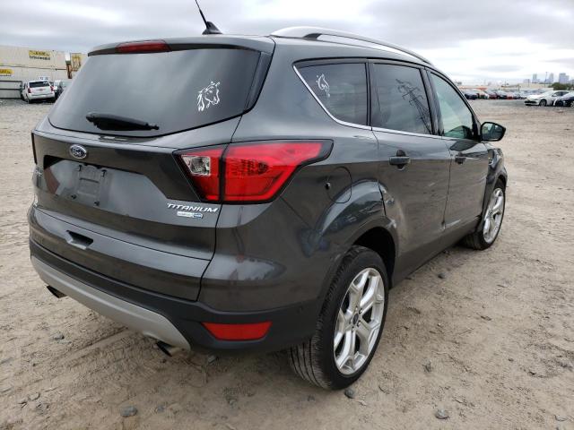 Photo 4 from auction – 2019 FORD ESCAPE TIT with VIN 1FMCU9J97KUA19624