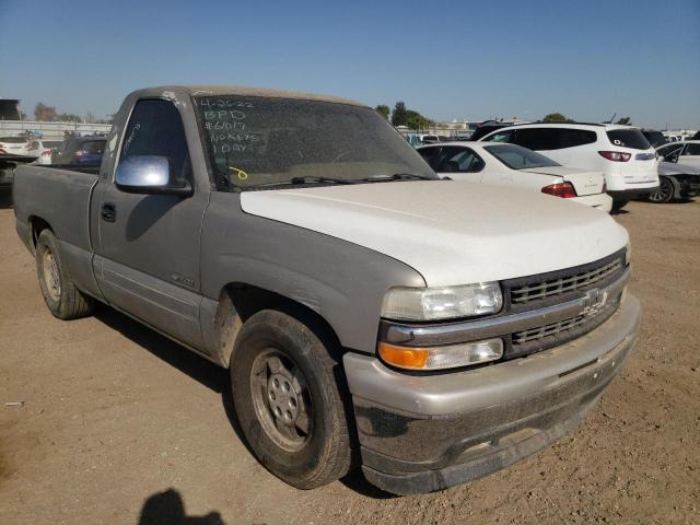 CHEVROLET SILVERADO 2000 with VIN 1GCEC14T9YZ111791 - Photo from auction