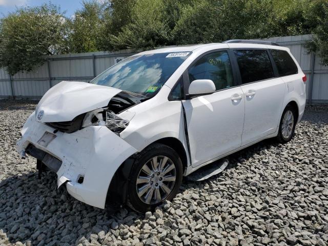 Photo 2 from auction – 2014 TOYOTA SIENNA XLE with VIN 5TDDK3DC2ES092489
