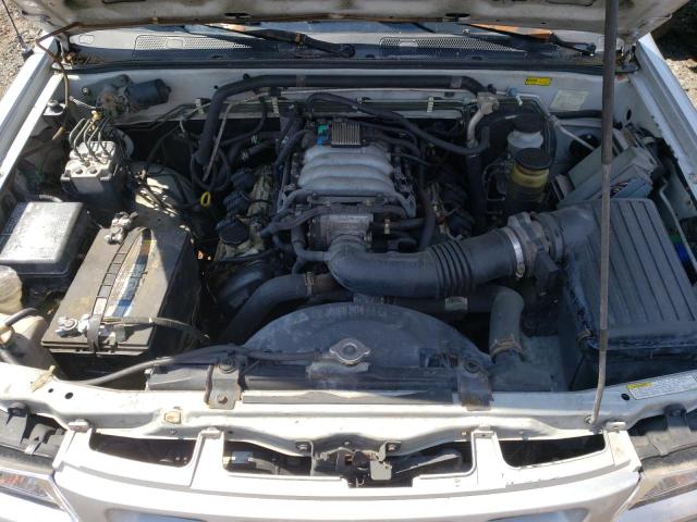 Photo 7 from auction – 2000 ISUZU RODEO S with VIN 4S2CK58W1Y4351957