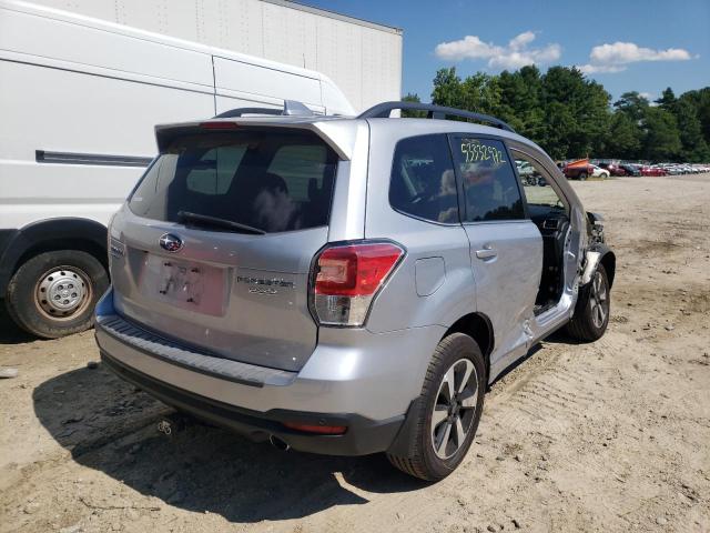 Photo 4 from auction – 2017 SUBARU FORESTER 2 with VIN JF2SJARC8HH562848