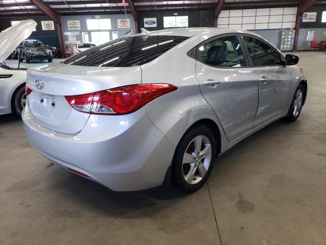 Photo 4 from auction – 2013 HYUNDAI ELANTRA with VIN 5NPDH4AE2DH386862