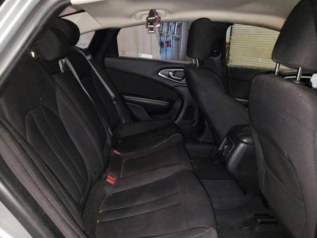 Photo 6 from auction – 2015 CHRYSLER 200 LIMITE with VIN 1C3CCCAB2FN504801