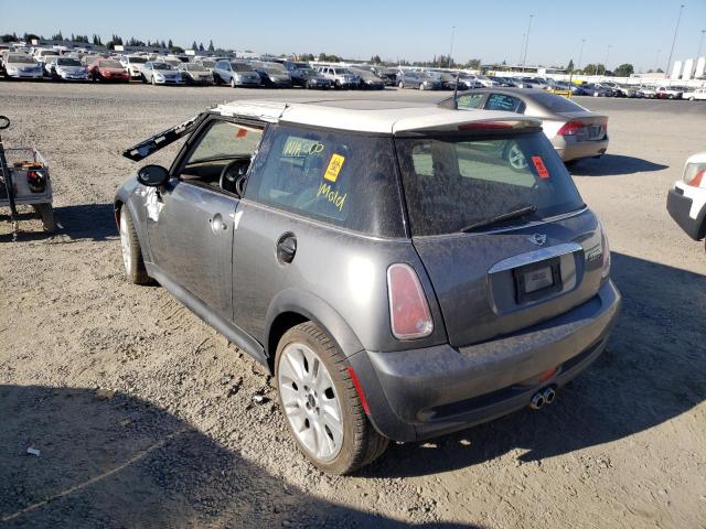Photo 3 from auction – 2005 MINI COOPER S with VIN WMWRE33555TG96572