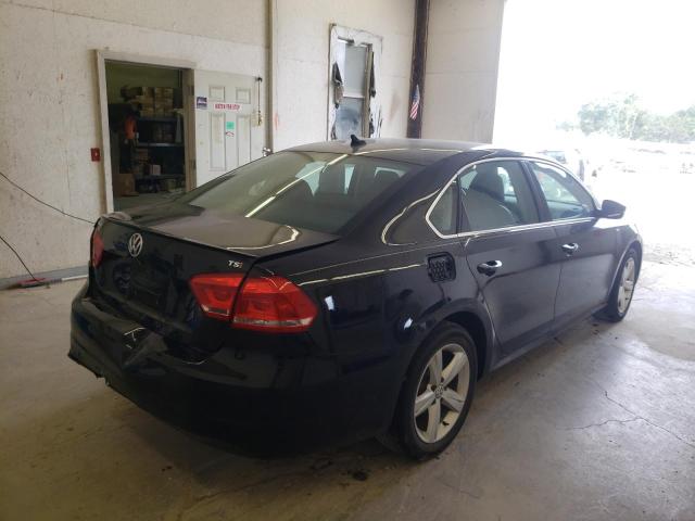 Photo 4 from auction – 2014 VOLKSWAGEN PASSAT S with VIN 1VWAS7A38EC060000