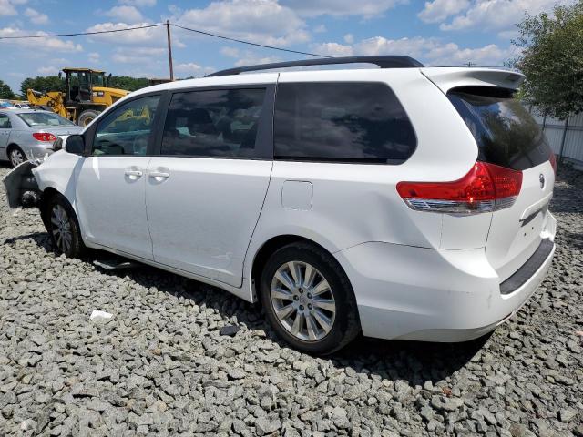 Photo 3 from auction – 2014 TOYOTA SIENNA XLE with VIN 5TDDK3DC2ES092489