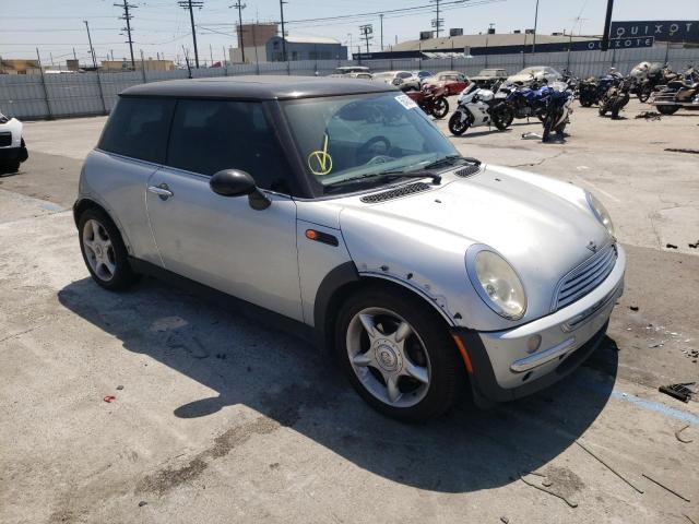 MINI COOPER 2003 with VIN WMWRC33463TE15230 - Photo from auction