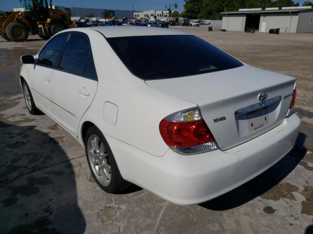 Photo 3 from auction – 2005 TOYOTA CAMRY LE with VIN 4T1BE30K95U575898