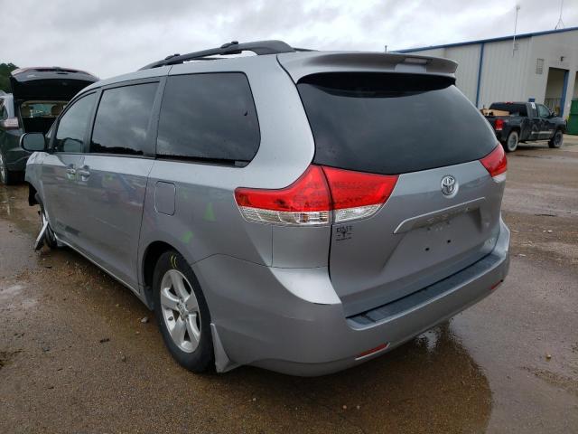 Photo 3 from auction – 2013 TOYOTA SIENNA LE with VIN 5TDKK3DC6DS309337
