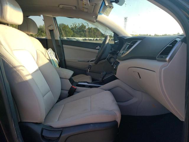 Photo 5 from auction – 2017 HYUNDAI TUCSON LIM with VIN KM8J33A44HU596762
