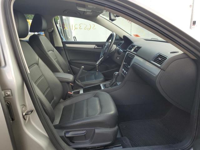 Photo 5 from auction – 2012 VOLKSWAGEN PASSAT SE with VIN 1VWBP7A39CC080291