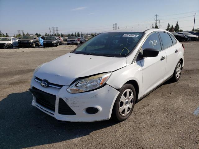 Photo 2 from auction – 2013 FORD FOCUS S with VIN 1FADP3E23DL359622