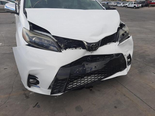 Photo 9 from auction – 2018 TOYOTA SIENNA SE with VIN 5TDXZ3DC6JS922507