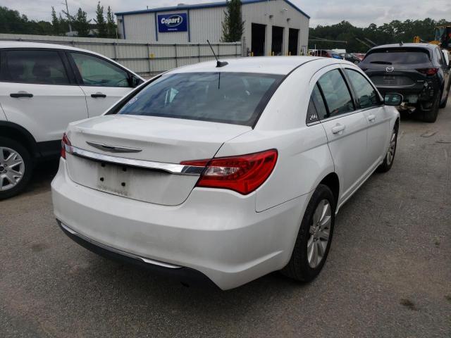 Photo 4 from auction – 2014 CHRYSLER 200 TOURIN with VIN 1C3CCBBB4EN152957