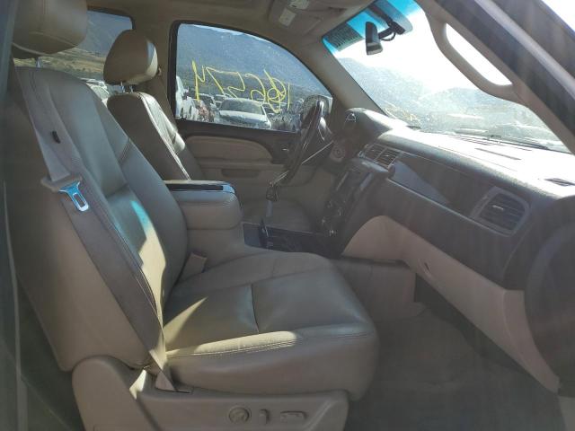 Photo 5 from auction – 2010 GMC YUKON DENA with VIN 1GKUKEEF9AR283215