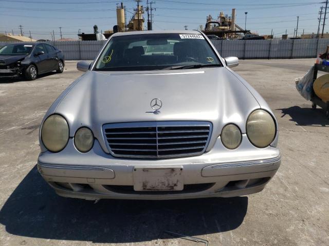 Photo 9 from auction – 2002 MERCEDES-BENZ E-CLASS with VIN WDBJF65J92B418814