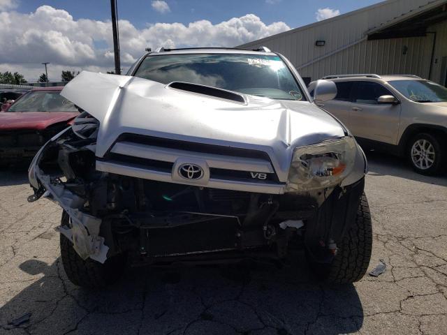 Photo 9 from auction – 2005 TOYOTA 4RUNNER SR with VIN JTEBT14R558025706