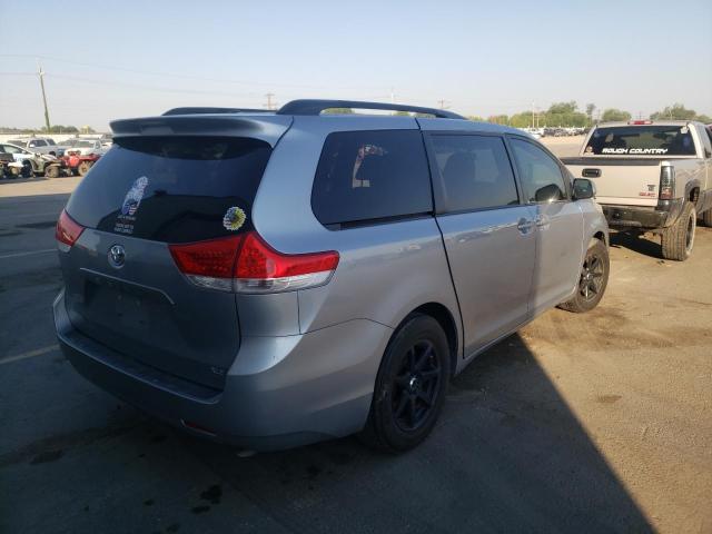 Photo 4 from auction – 2014 TOYOTA SIENNA XLE with VIN 5TDYK3DCXES499199