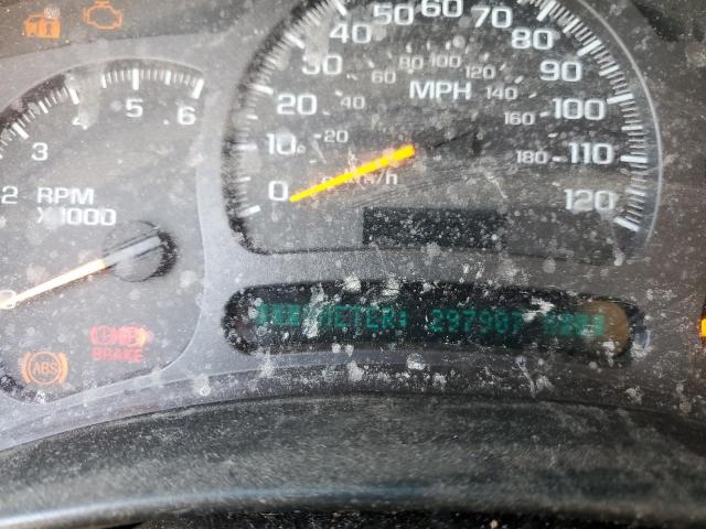 Photo 8 from auction – 2003 CHEVROLET SUBURBAN C with VIN 1GNEC16TX3J133570