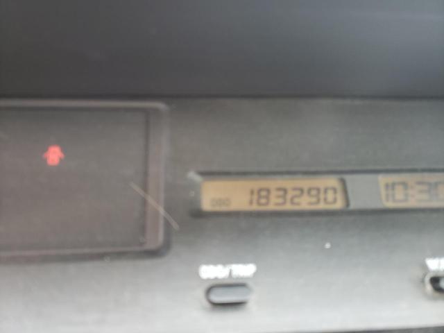 Photo 8 from auction – 2004 TOYOTA AVALON XL with VIN 4T1BF28B54U363672