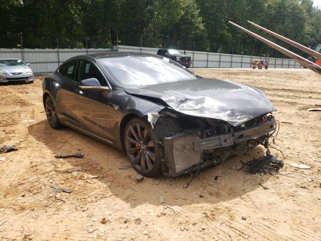 TESLA MODEL S P8 2015 with VIN 5YJSA1H42FF090622 - Photo from auction