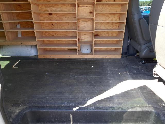 Photo 6 from auction – 2017 CHEVROLET EXPRESS G2 with VIN 1GCWGAFG3H1119974