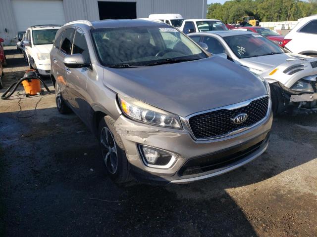 KIA SORENTO EX 2017 with VIN 5XYPH4A14HG327626 - Photo from auction