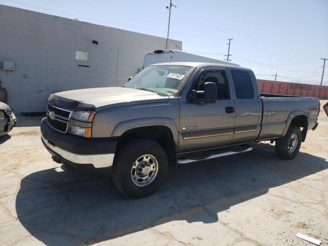 Photo 2 from auction – 2006 CHEVROLET SILVERADO with VIN 1GCHK29G16E236113
