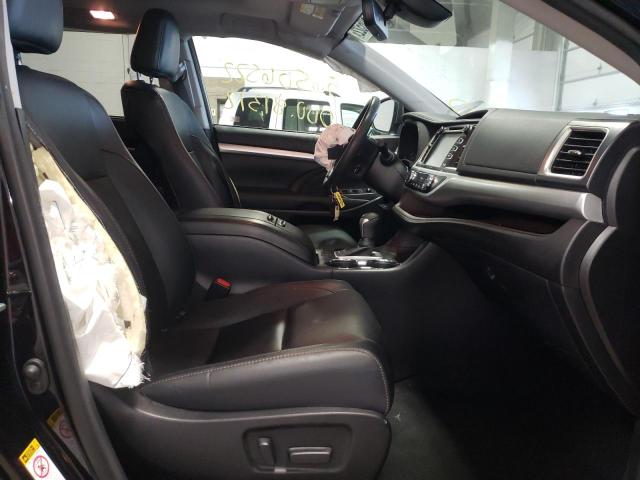 Photo 5 from auction – 2018 TOYOTA HIGHLANDER with VIN 5TDJZRFH5JS553351