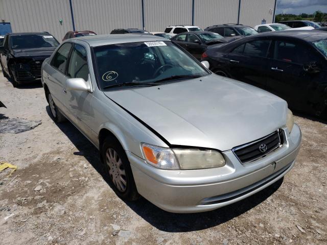 TOYOTA CAMRY CE 2000 with VIN JT2BG22KXY0405804 - Photo from auction