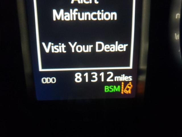 Photo 8 from auction – 2018 TOYOTA HIGHLANDER with VIN 5TDJZRFH5JS553351