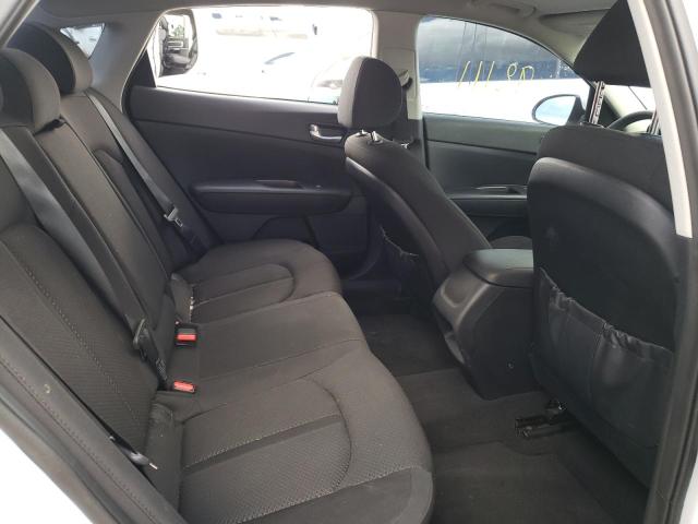 Photo 6 from auction – 2016 KIA OPTIMA LX with VIN 5XXGT4L38GG066288
